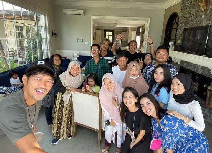 instagram.com/ririnekawati