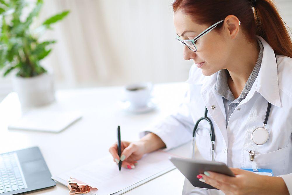 iIlustrasi dokter (freepik.com/Racool_studio)
