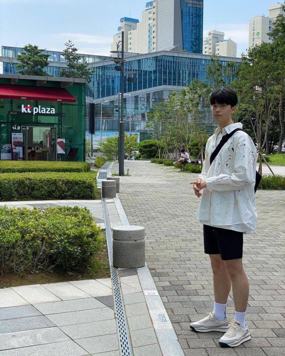instagram.com/______kangman