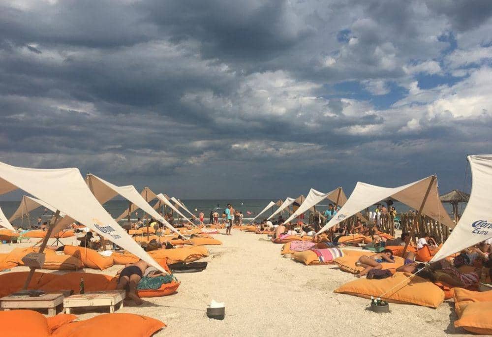 10 Pantai Indah di Rumania Versi TripAdvisor yang Bikin Terpesona