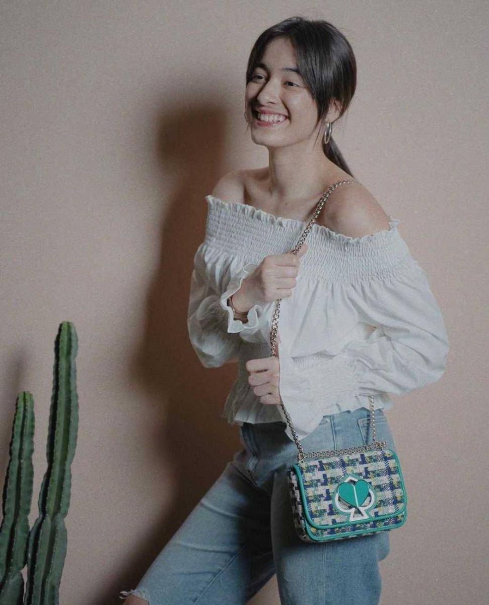 Instagram.com/mawar_eva