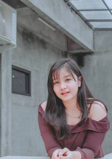 instagram.com/sabrinaristawan_