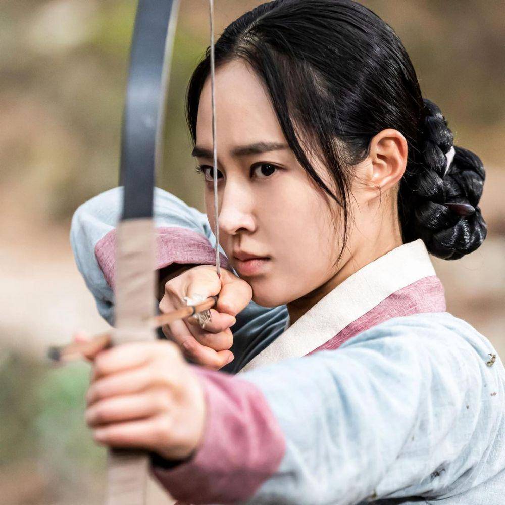 https://www.instagram.com/yulyulk/