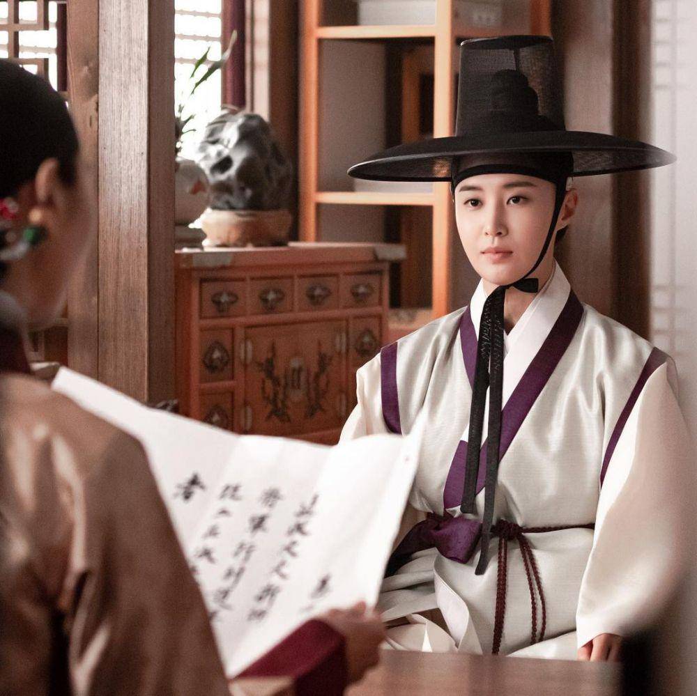 https://www.instagram.com/yulyulk/