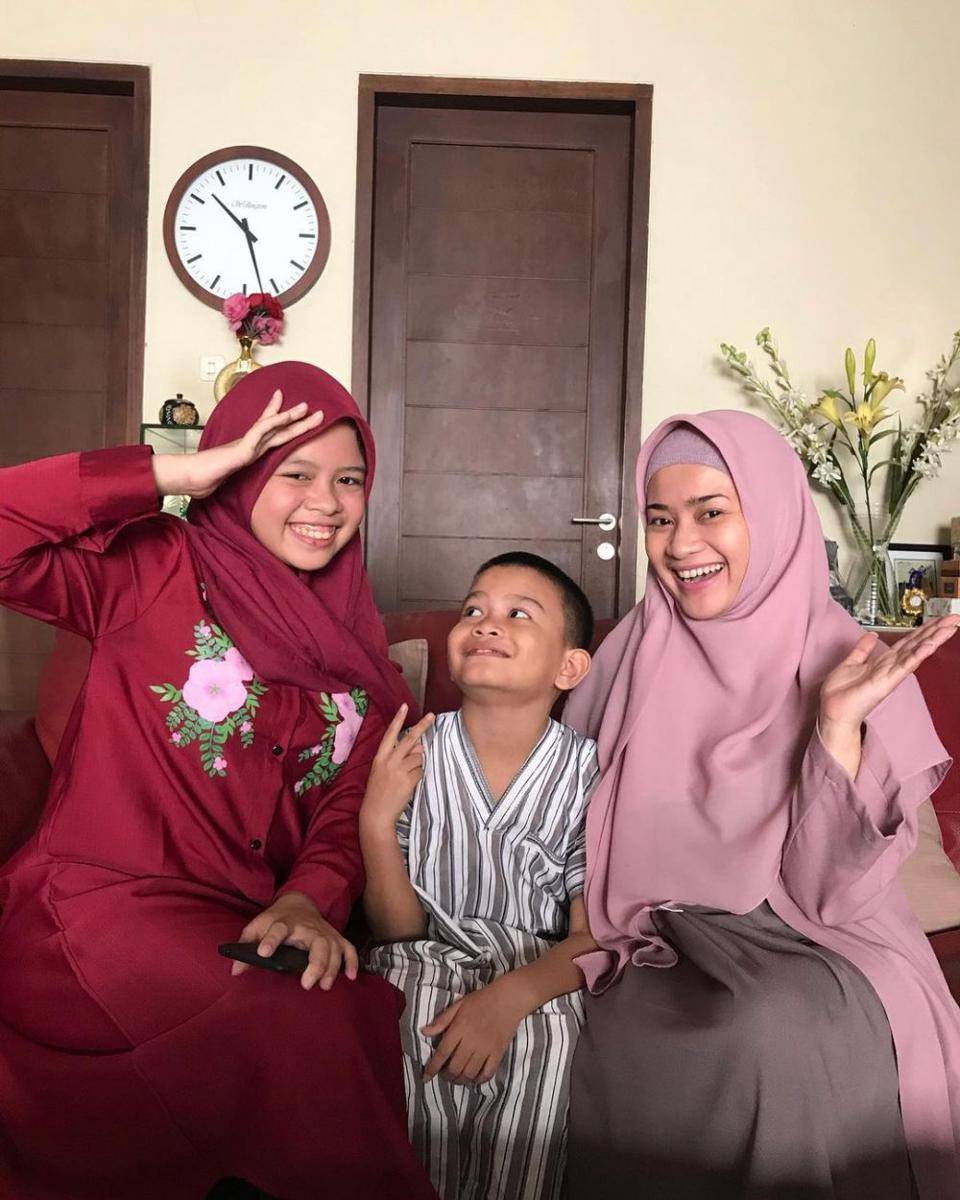 Instagram.com/ikkenurjanah0518