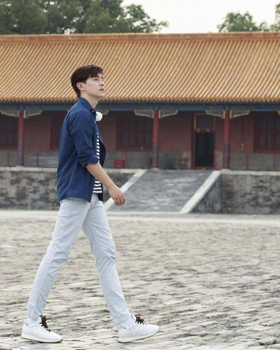 instagram.com/denglunstudio