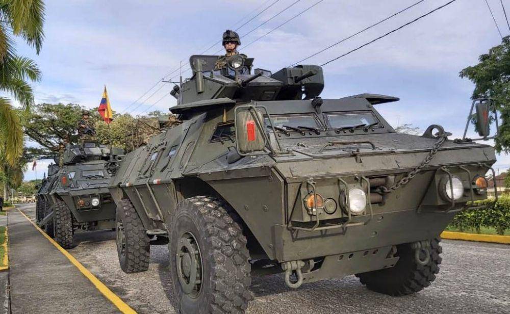 Militer Venezuela mengerahkan pasukannya ke perbatasan. (Twitter.com/The Political Room)
