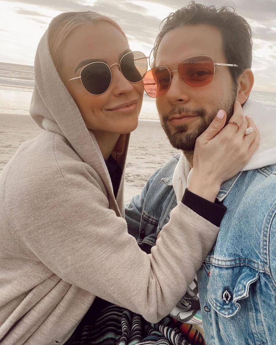 instagram.com/skylarastin