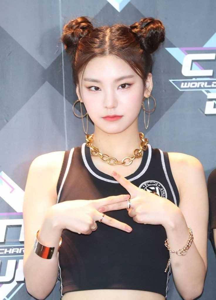 twitter.com/Itzy_midzy05