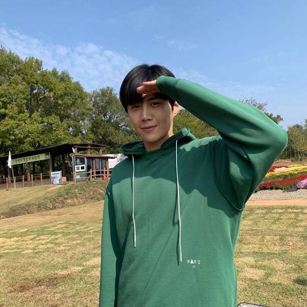 instagram.com/seonho__kim