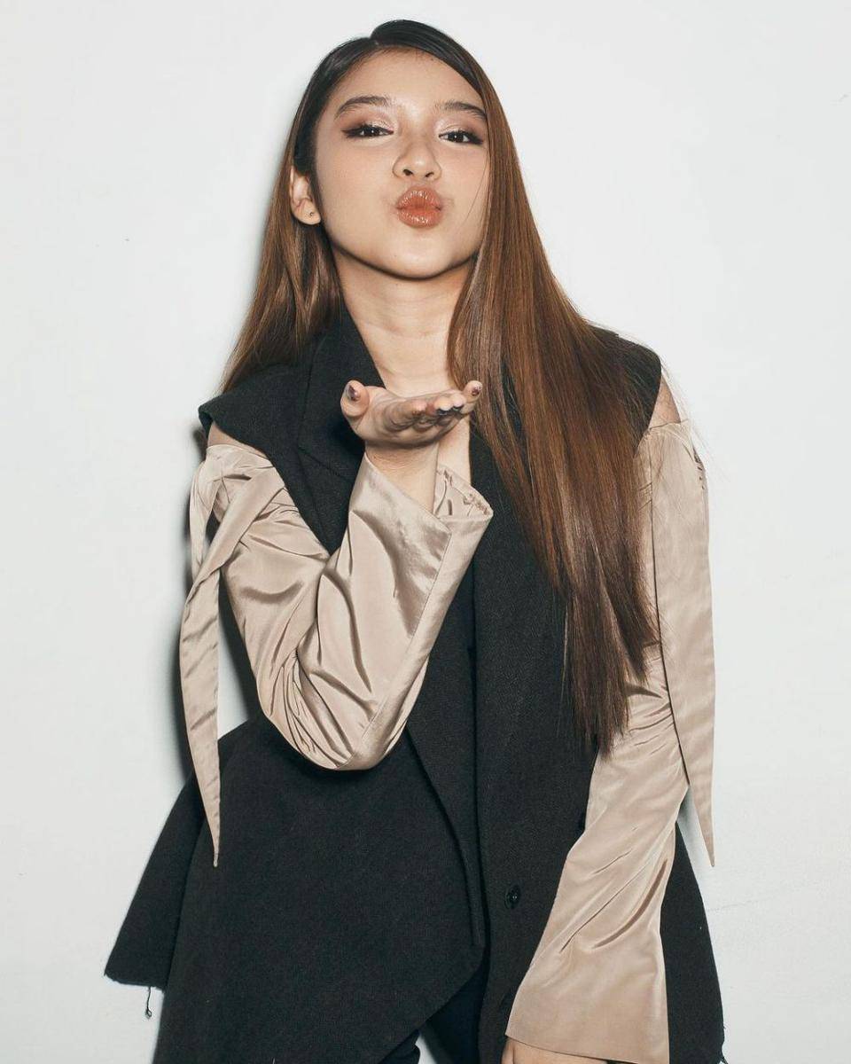 instagram.com/tiaraandini