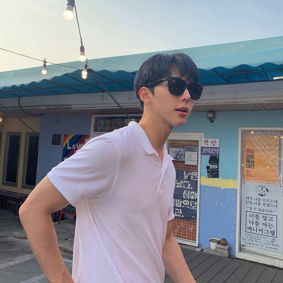 Instagram.com/parcjeongjin