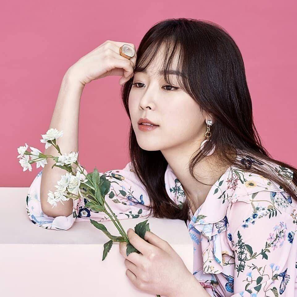 instagram.com/seohyunjin27