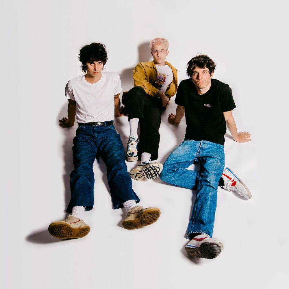 instagram.com/wallowsmusic