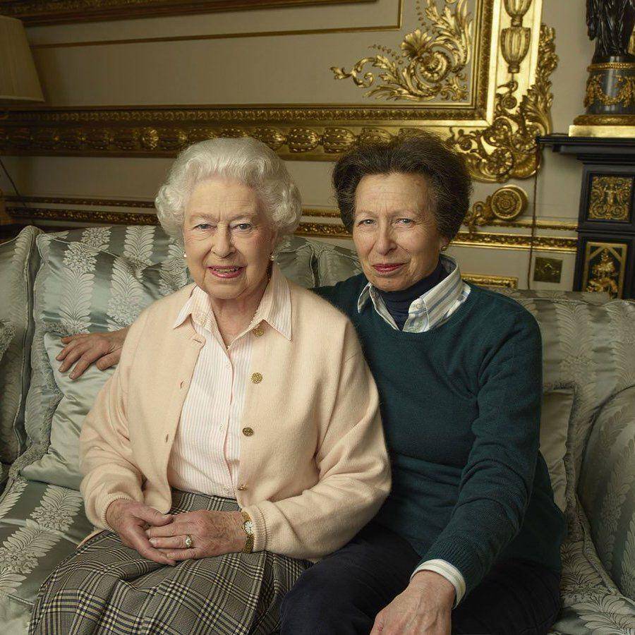 instagram.com/theroyalfamily