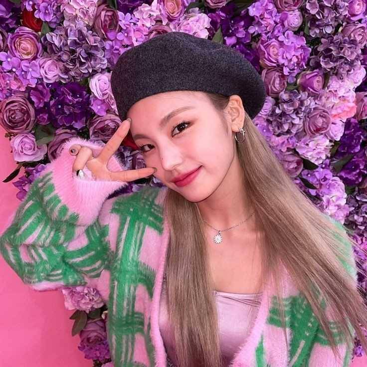 instagram.com/itzy.all.in.us