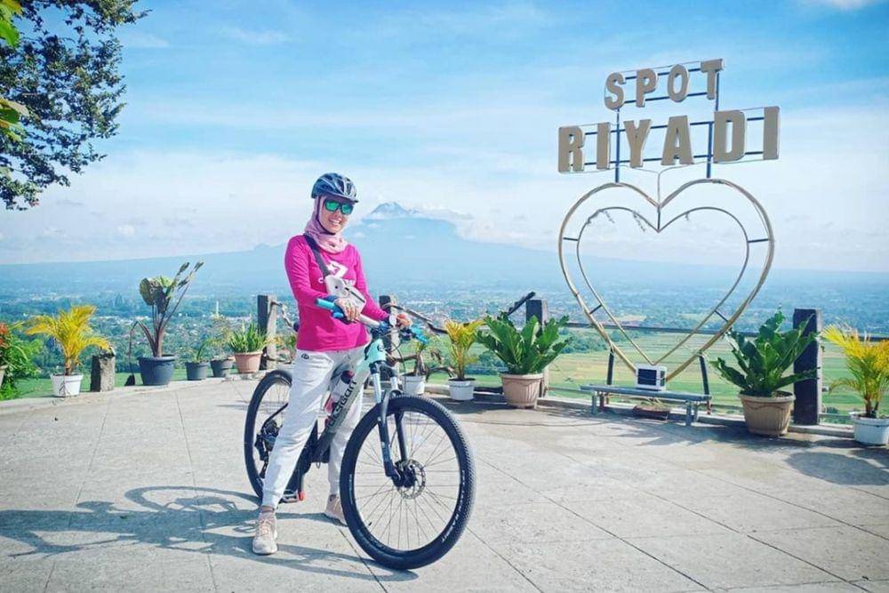 instagram.com/nurhayati_faiz