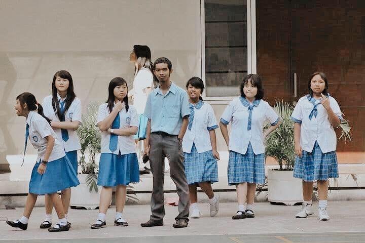 Pernah Jadi Guru, 9 Potret Jadul Dodit Mulyanto yang Bikin Terkesima!