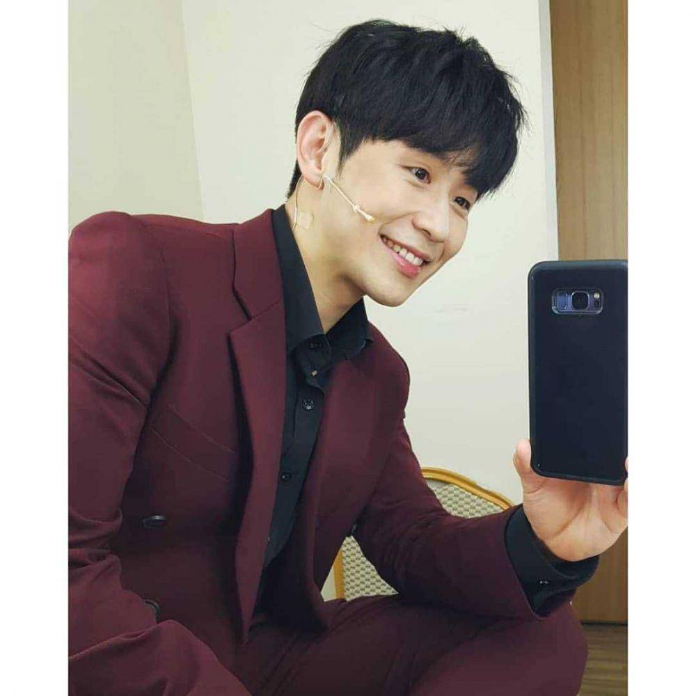 instagram.com/y_880617
