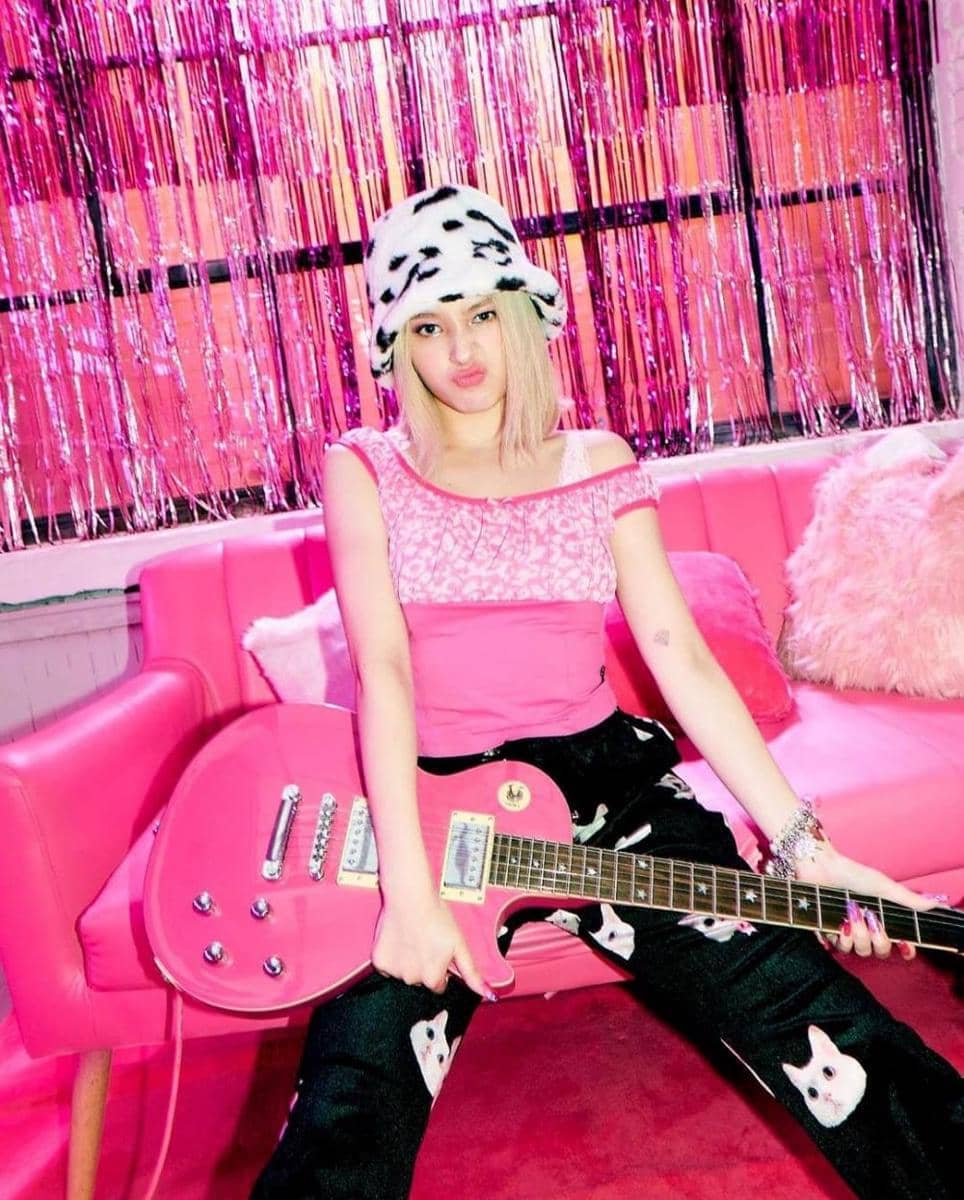 instagram.com/nancy.momoland