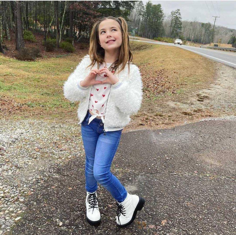 Instagram.com/lexi_rabe
