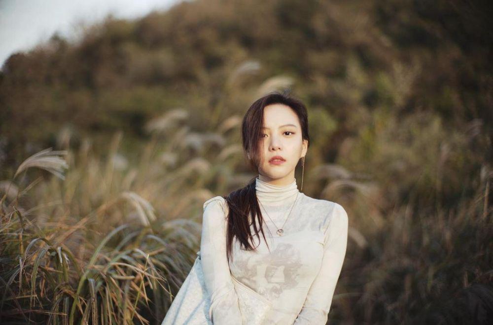 9 Potret Lee Yeol Eum, Mantan Pacar Song Kang di Drama I Know But