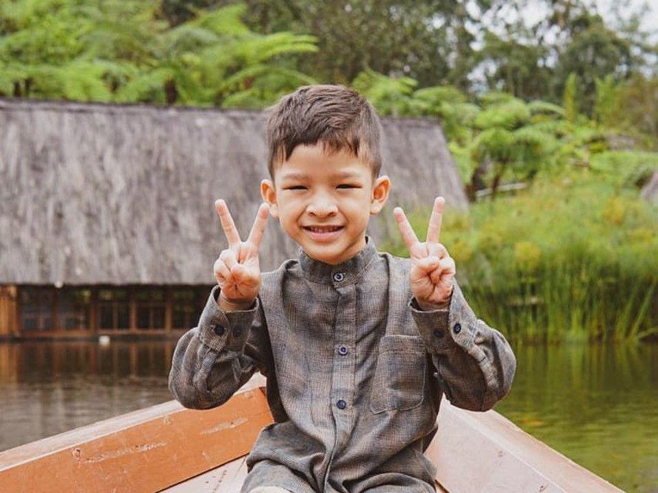10 Potret Gemas Kato, Anak Marsha Natika yang Penuh Pesona