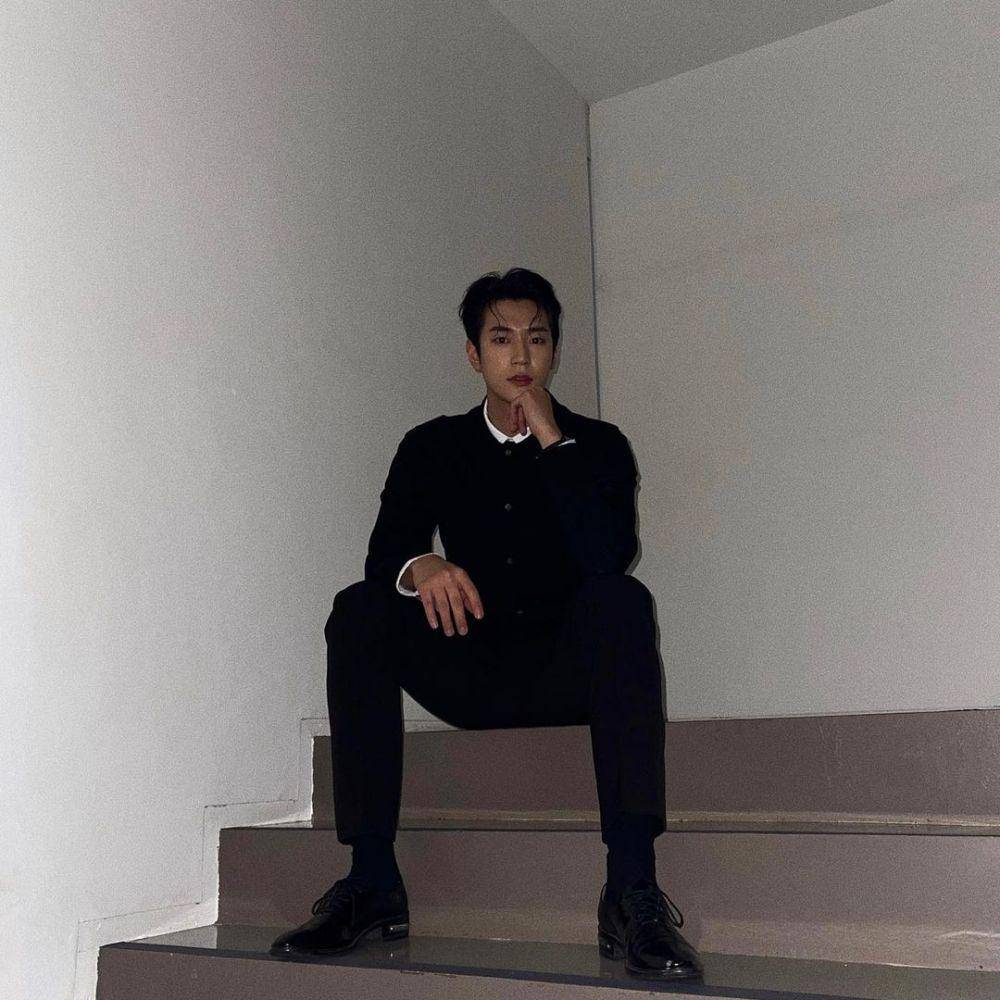 instagram.com/parkseoham