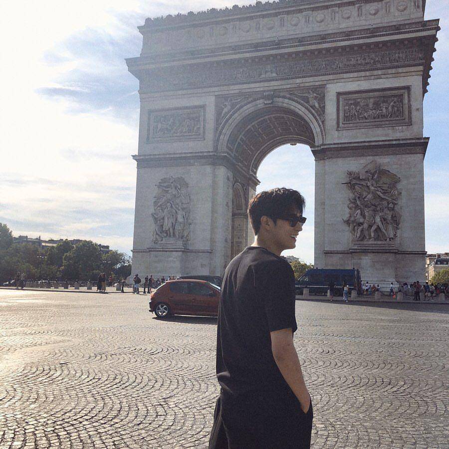 instagram.com/parkseoham