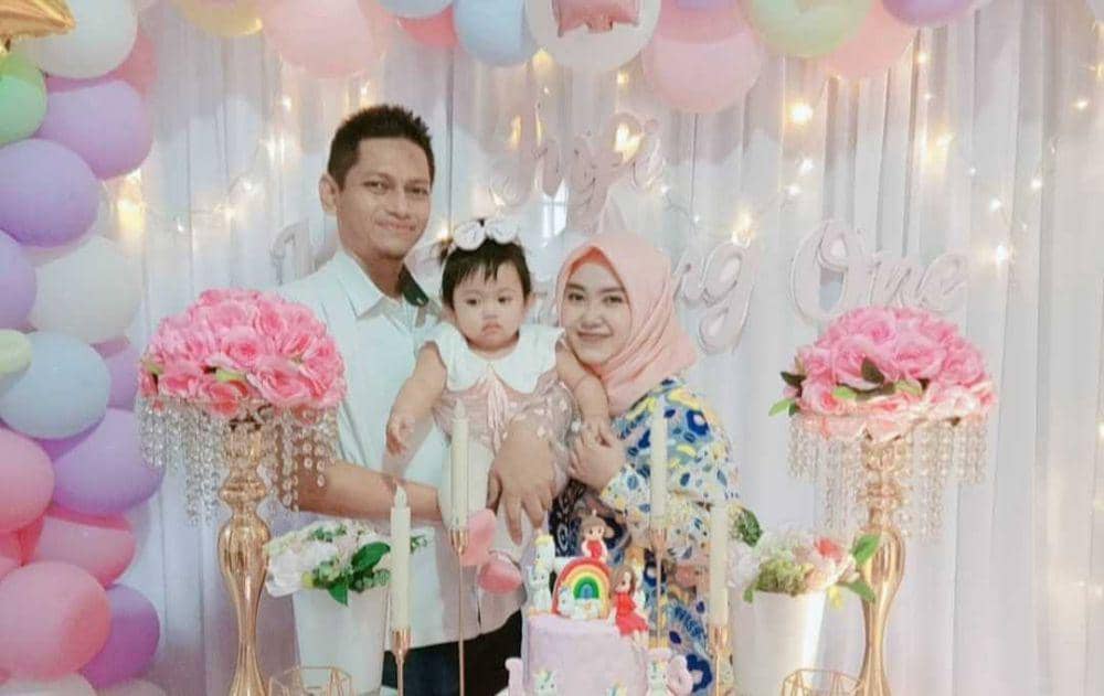 Lama Gak Disorot, 10 Potret Terkini Jojo Keong Racun Bersama Keluarga