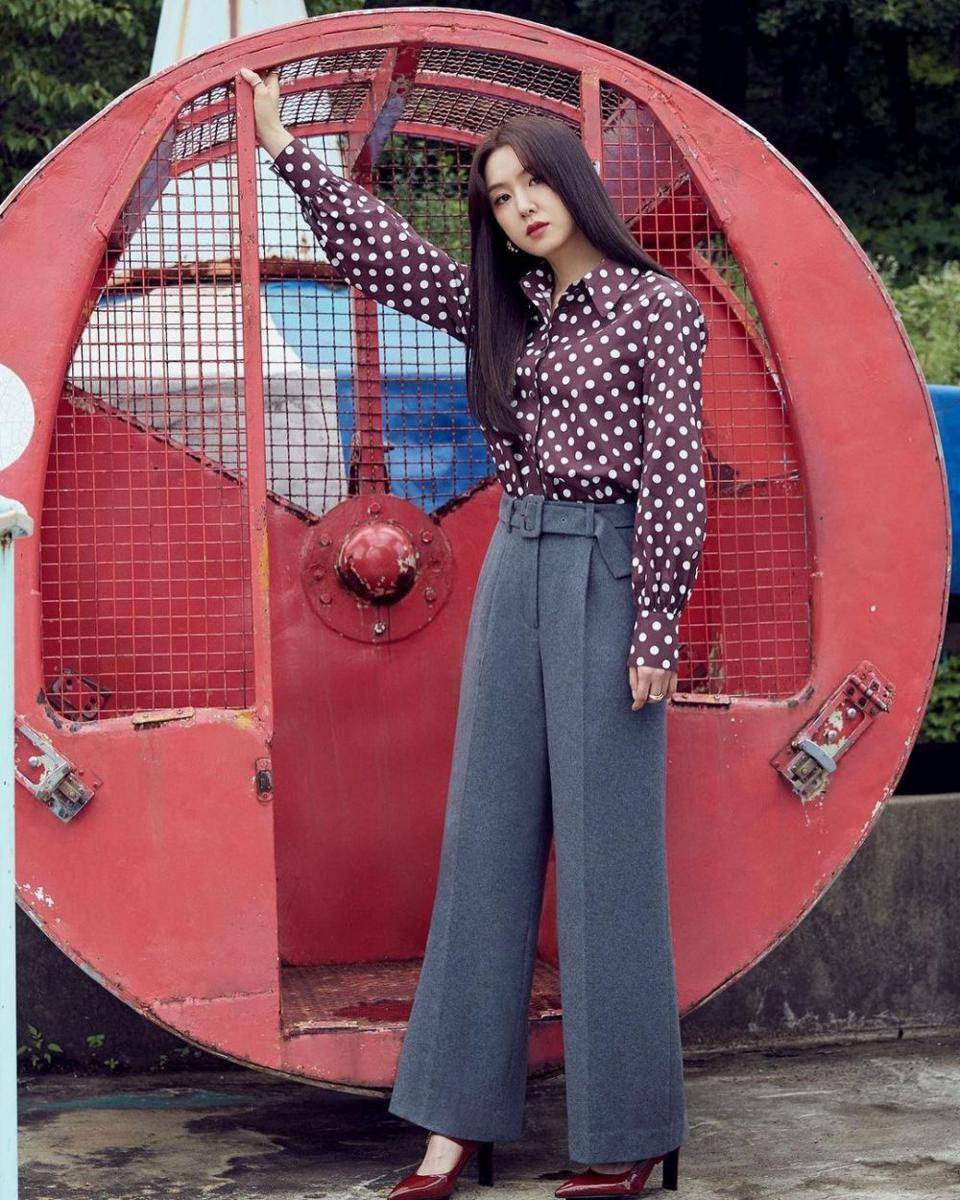 Seo Ji Hye dalam pemotretan Paul and Jo Launch (instagram.com/jihye8024)