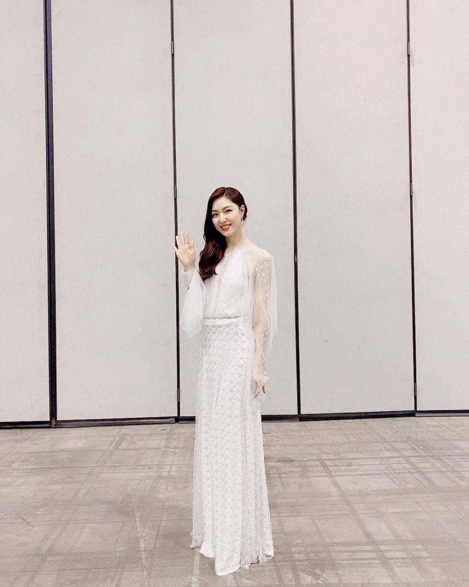 Seo Ji Hye saat menghadiri Baeksang Arts Awards 2020 (instagram.com/jihye8024)