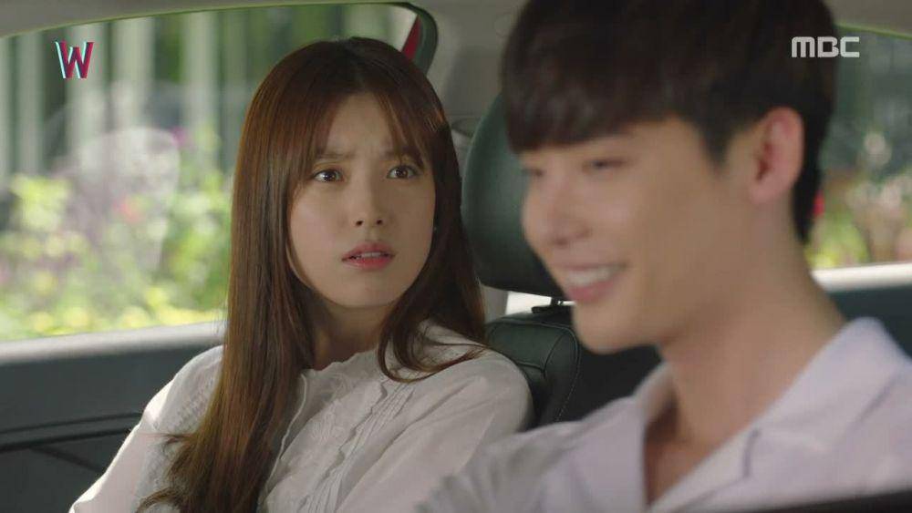W Two Worlds (Dok. MBC)