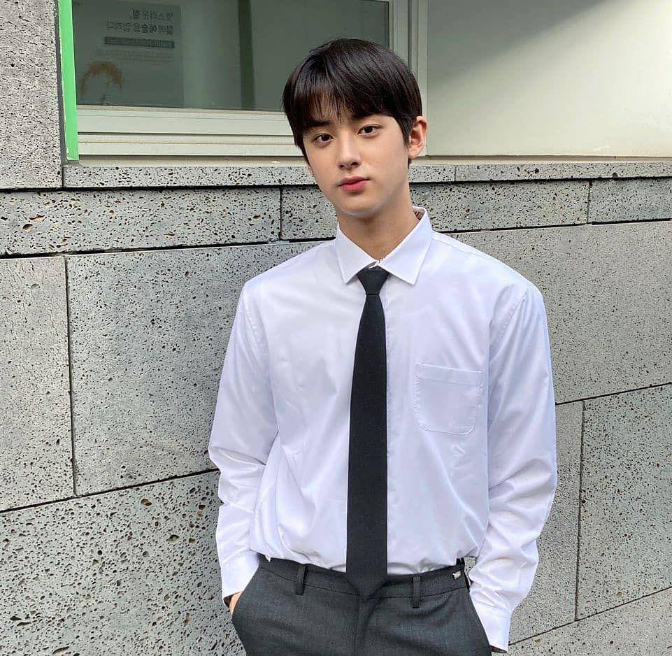 instagram.com/kimminkyu_0312