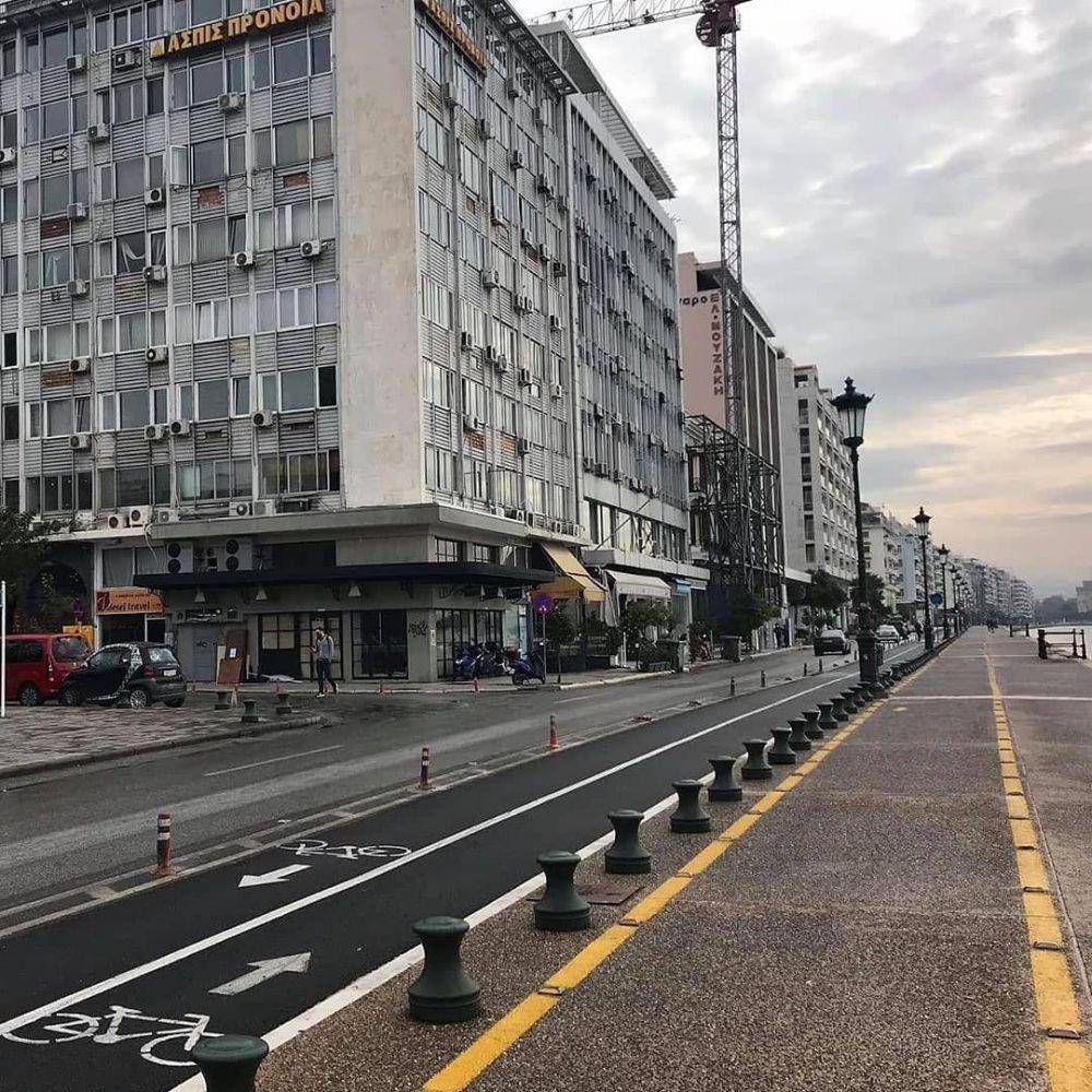 Jalanan kota Thessaloniki saat lockdown. (instagram.com/agapao.thessaloniki/)