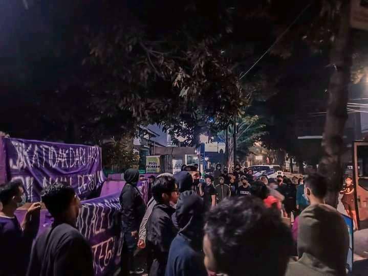 Tak Lolos Penyisihan Grup, Persikmania Serukan Joko Susilo Out