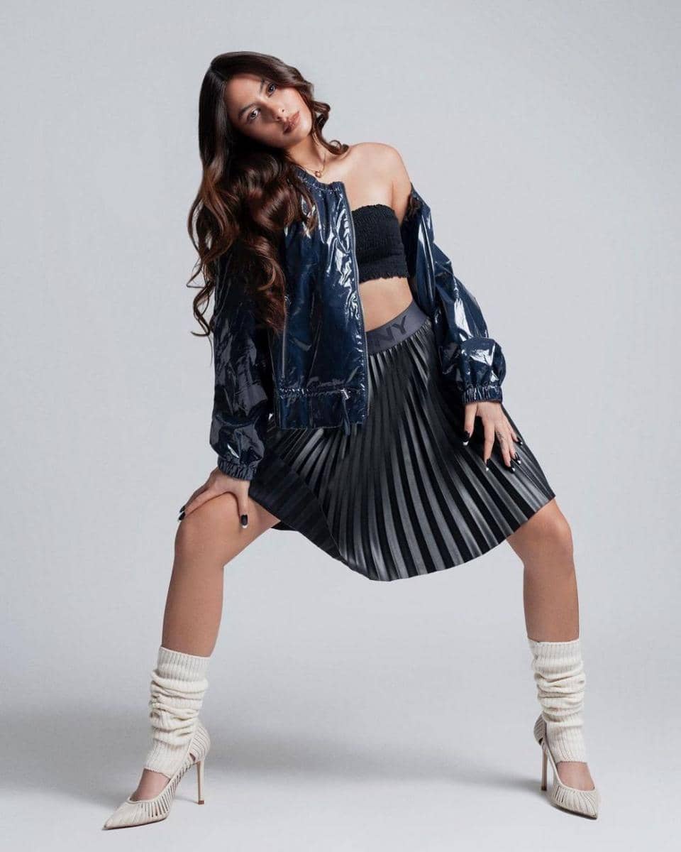 instagram.com/valerieethomas