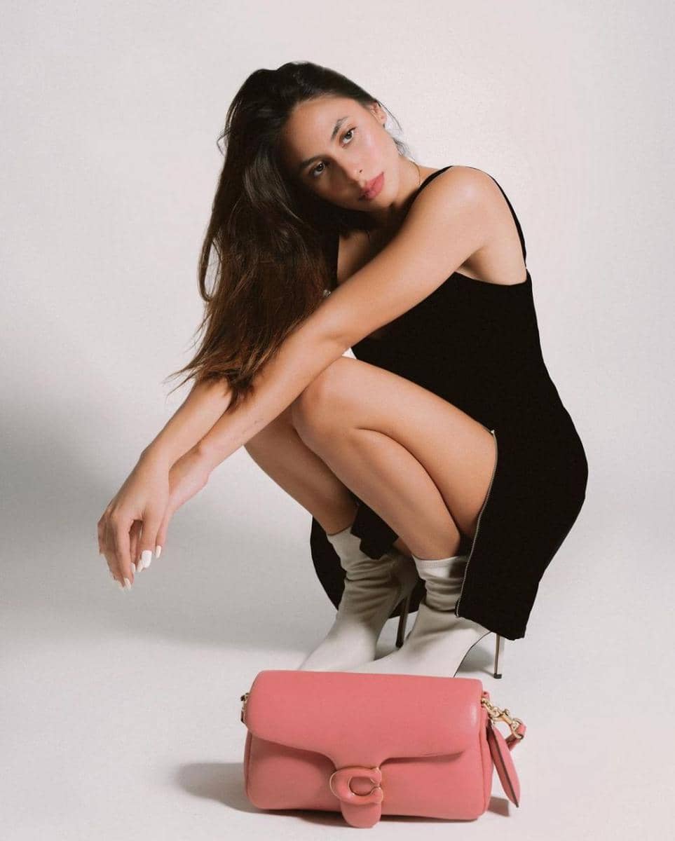 instagram.com/valerieethomas