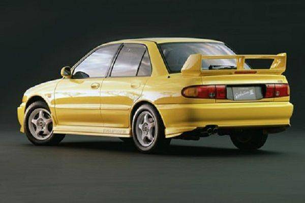 Mitsubishi Lancer Evolution (mitsubishi-motors.co.id)