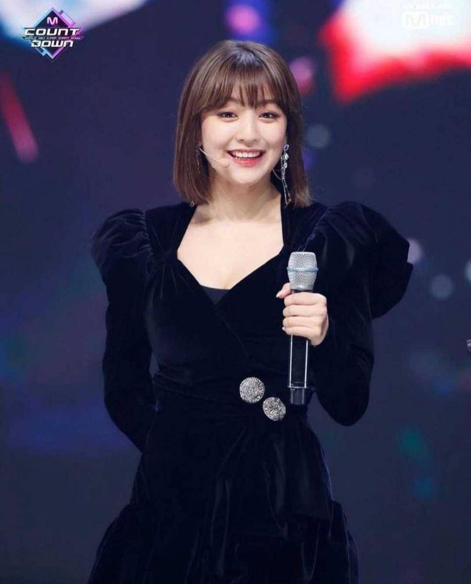 Instagram.com/jihyo.jypt
