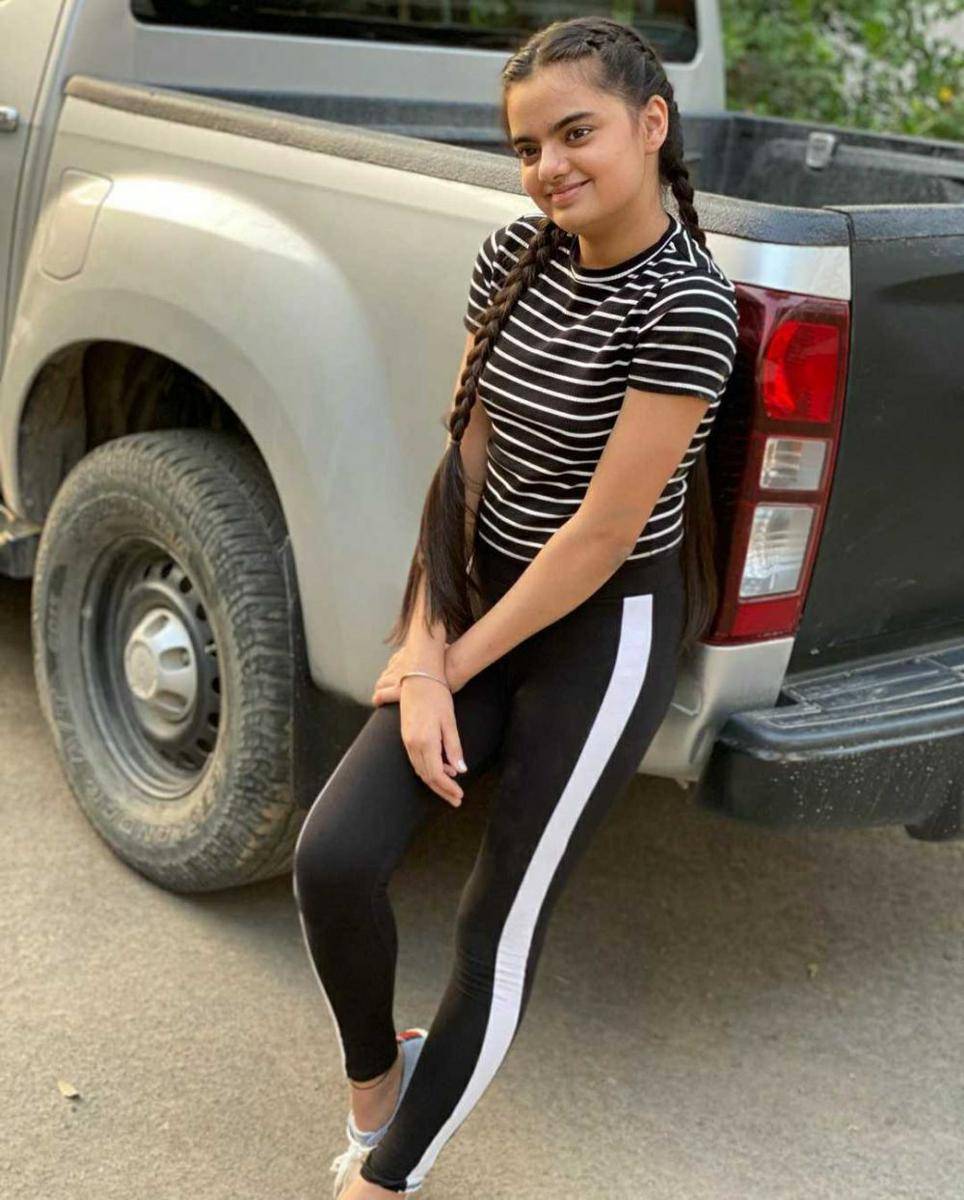 Ruhaanika Dhawan (instagram.com/ruhaanikad)