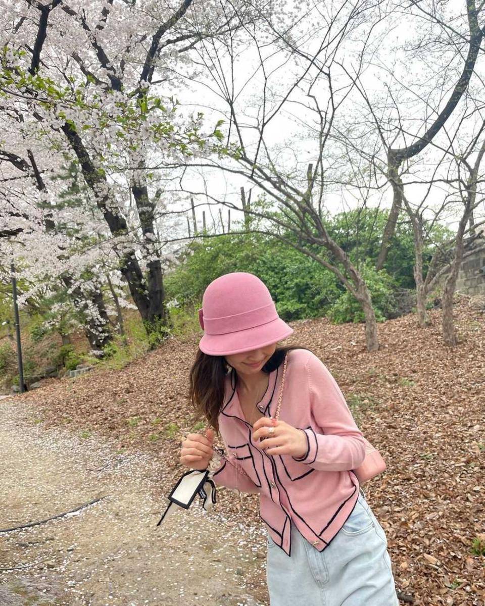 instagram.com/jennierubyjane
