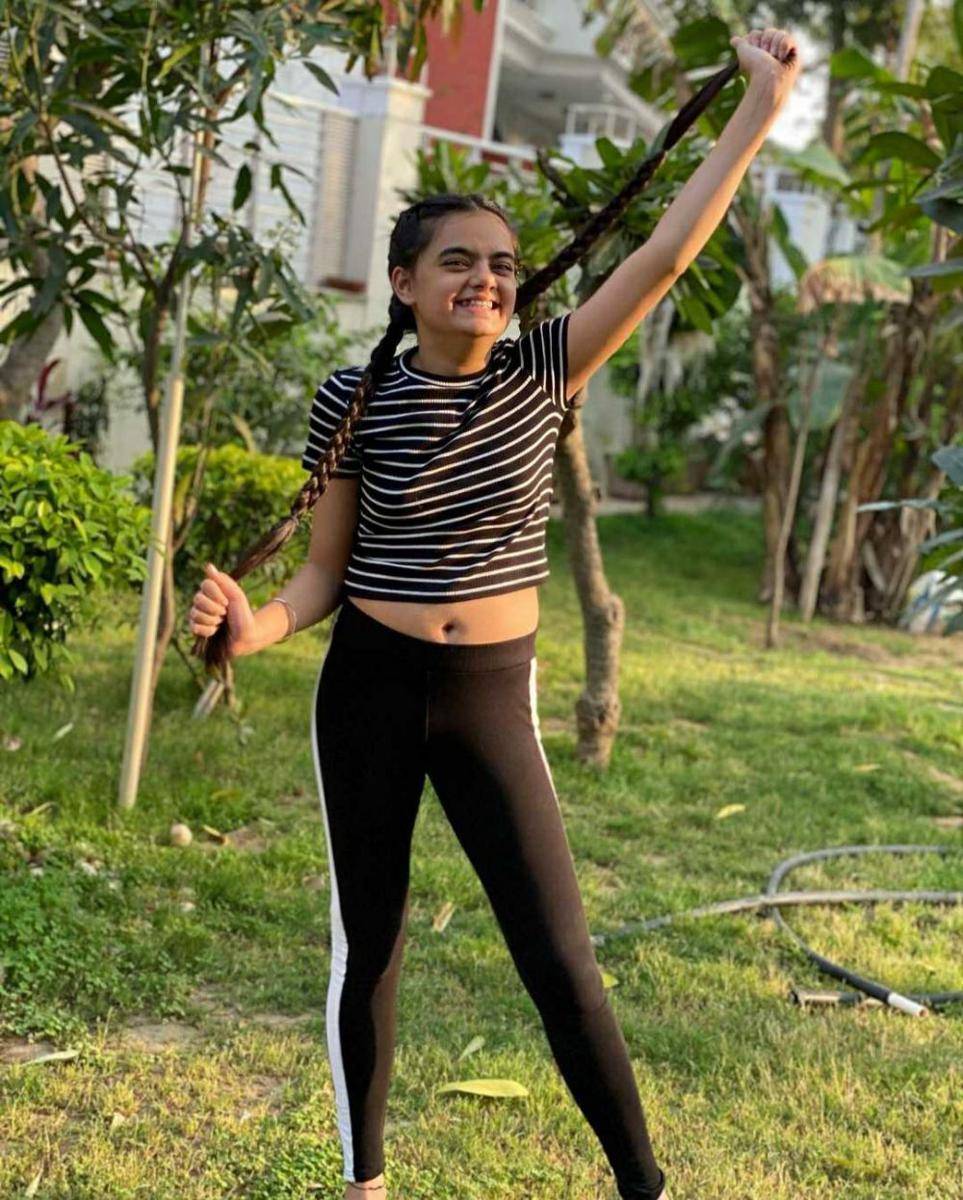 Ruhaanika Dhawan (instagram.com/ruhaanikad)