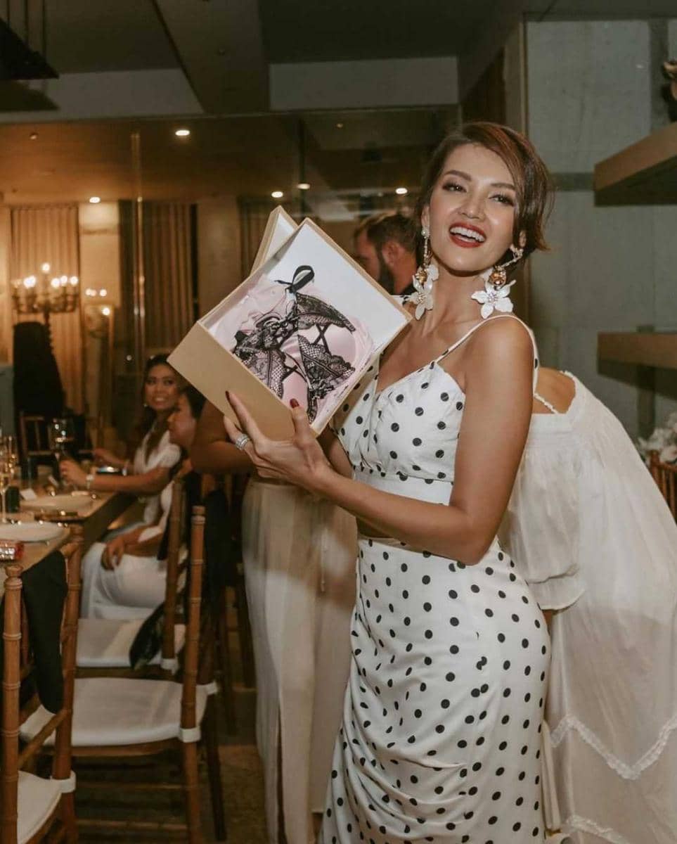 instagram.com/farahquinnofficial