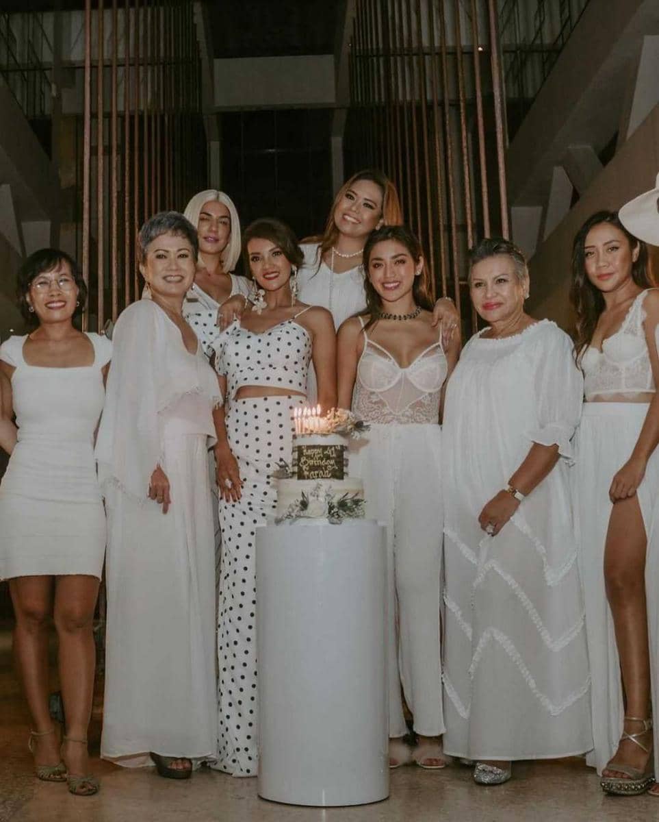 instagram.com/farahquinnofficial