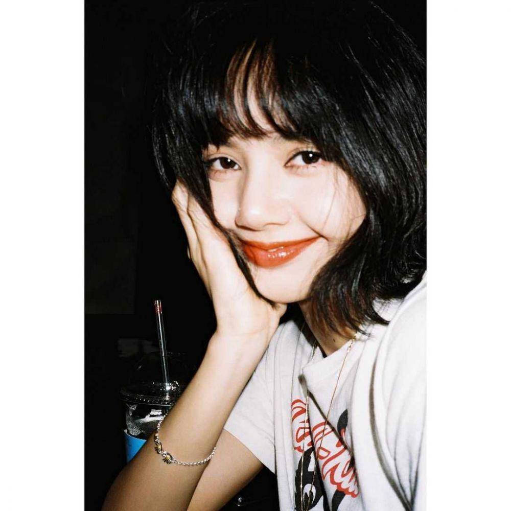 instagram.com/lalalalisa_m