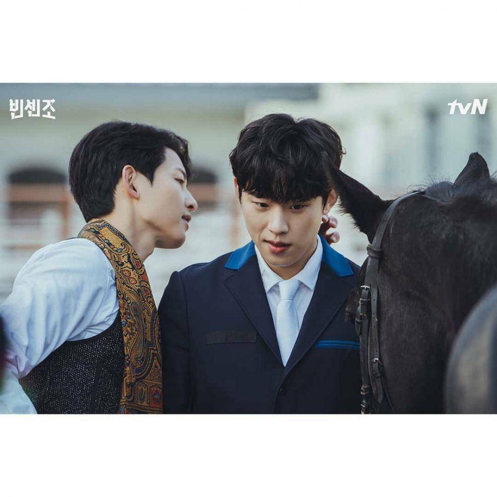 drama Korea Vincenzo (instagram.com/songjoongki.kg via dok.tvN)