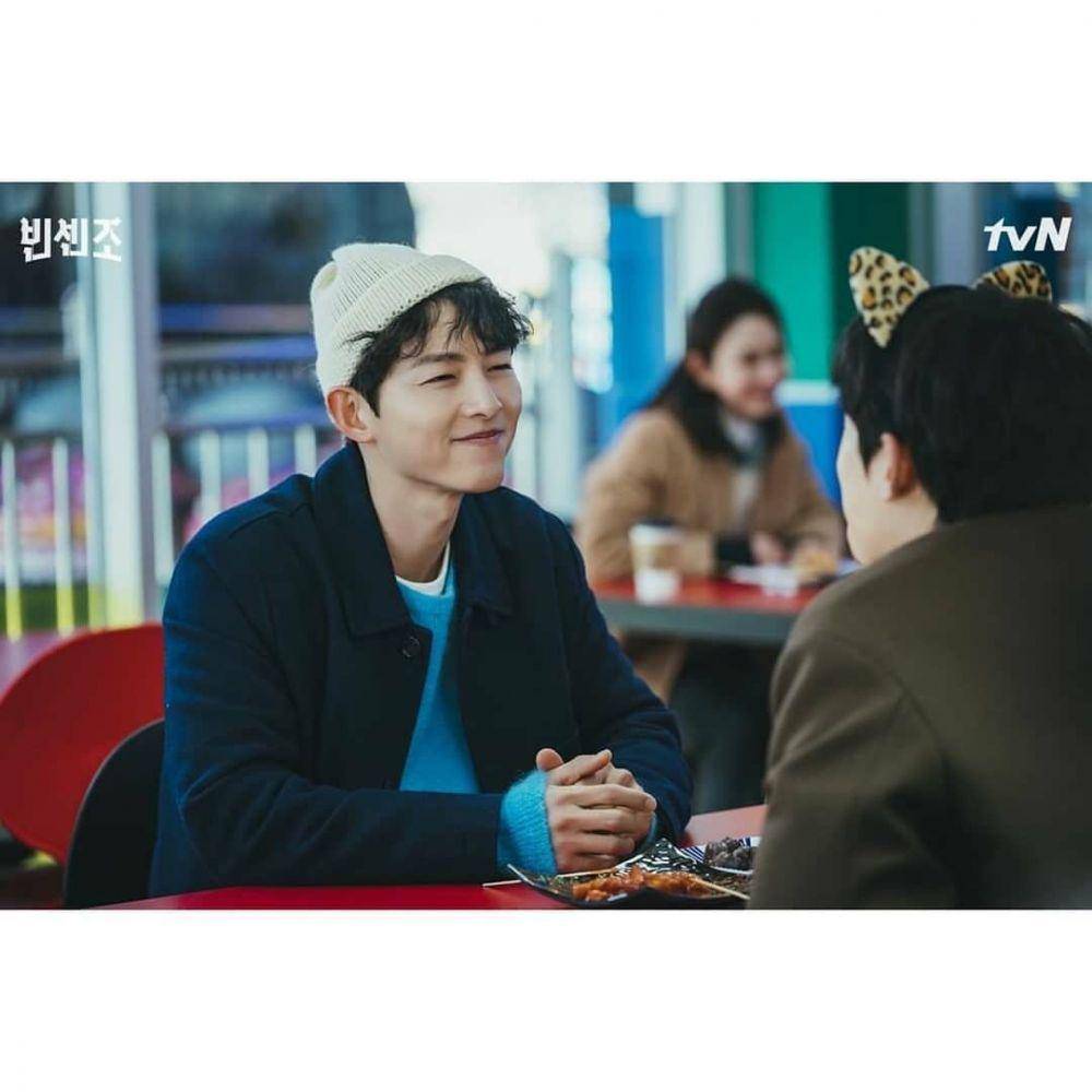 drama Korea Vincenzo (instagram.com/songjoongki.kg via dok.tvN)