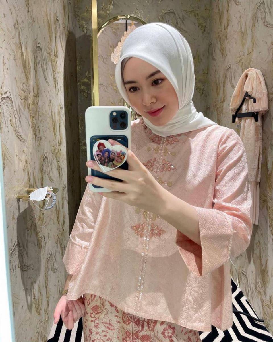 instagram.com/xolovelyayana