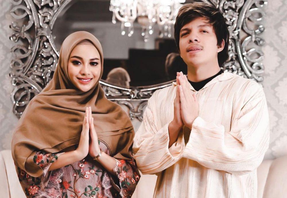 10 Artis Pria yang Jalani Ibadah Ramadan Pertama Bareng Istri
